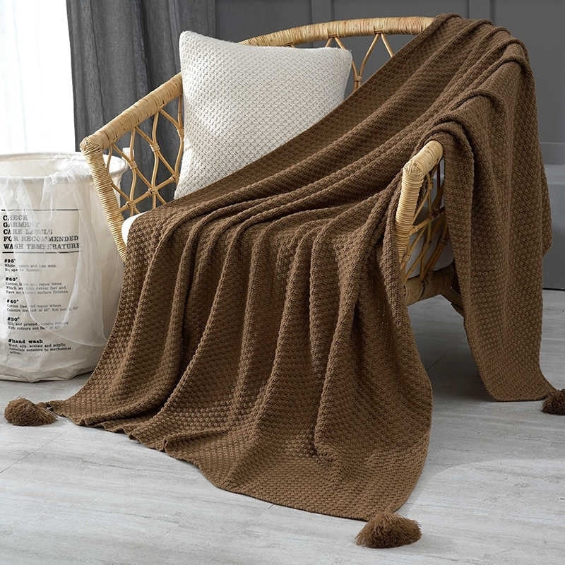 Traditional Knit Throw with Tassels