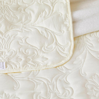 Velvety Cotton Quilted Bedspread Coverlet